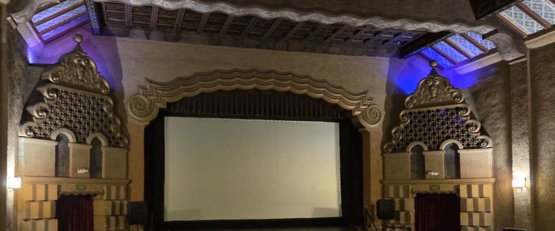 Exploring the Vibrant Theater Scene in Carlsbad, CA